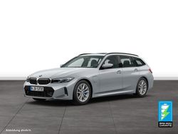 Grau Gebraucht 2024 BMW 330e M Sport Kombi | 50.050 € (Fairer Preis)