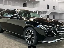 Schwarz Gebraucht 2022 Mercedes E300 Avantgarde Limousine | 34.500 € (Superpreis)