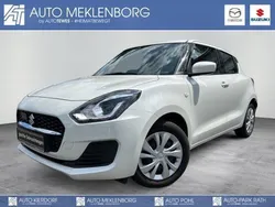 Weiss Gebraucht 2023 Suzuki Swift Club Kleinwagen | 14.990 € (Fairer Preis)