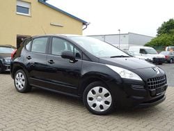 Schwarz Gebraucht 2009 Peugeot 3008 Tendance Van / Kleinbus | 2.700 € (Guter Preis)