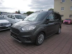 Gebraucht 2019 Ford Tourneo Courier Titanium Van / Kleinbus | 10.999 € (Superpreis)
