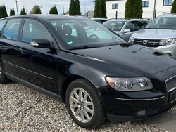 Schwarz Gebraucht 2006 Volvo V50 Momentum Kombi | 2.800 € (Fairer Preis)