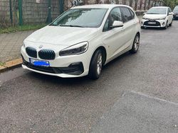 Weiß Gebraucht 2018 BMW 225 Active Tourer iPerformance Van / Kleinbus | 12.500 € (Superpreis)