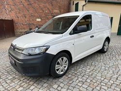 Weiß Gebraucht 2021 VW Caddy Van / Kleinbus | 14.780 € (Guter Preis)