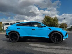 Blau Gebraucht 2023 Lamborghini Urus SUV | 288.499 € (Guter Preis)