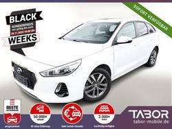 Weiss Gebraucht 2017 Hyundai i30 Kombi | 14.188 € (Etwas zu teuer)