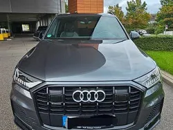 Grau Gebraucht 2019 Audi Q7 S-Line SUV | 56.990 €