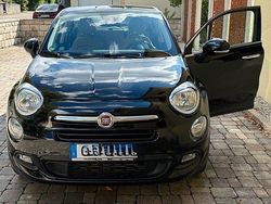Schwarz Gebraucht 2016 Fiat 500X Lounge SUV | 12.500 € (Fairer Preis)