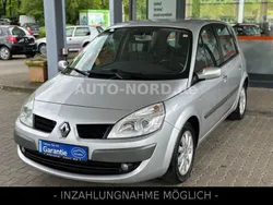 Grau Gebraucht 2008 Renault Scénic II Exception Van / Kleinbus | 3.990 € (Fairer Preis)