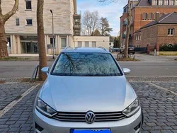 Silber Gebraucht 2015 VW Golf Sportsvan Highline Van / Kleinbus | 11.500 € (Fairer Preis)