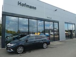 Blau Gebraucht 2016 Toyota Auris Executive Kombi | 8.950 € (Guter Preis)