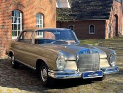 Tunisbeige Gebraucht 1963 Mercedes 220 Coupé | 54.900 €