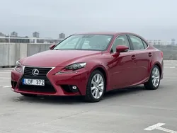 Rot Gebraucht 2016 Lexus IS300h Limousine | 16.999 € (Superpreis)