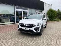 Weiß Gebraucht 2025 Dacia Sandero Expression Kleinwagen | 17.640 € (Guter Preis)