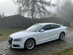 Weiß Gebraucht 2011 Audi A5 Sportback S-Line Kleinwagen | 12.650 € (Fairer Preis)
