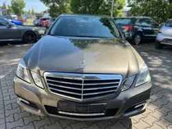 Braun Gebraucht 2010 Mercedes E250 Avantgarde Limousine | 13.500 € (Etwas zu teuer)