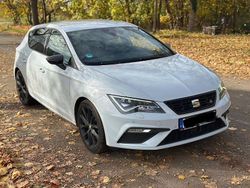 Weiß Gebraucht 2020 Seat Leon FR Limousine | 13.499 € (Guter Preis)