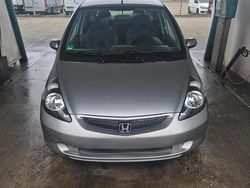 Grau Gebraucht 2005 Honda Jazz Kleinwagen | 1.000 € (Fairer Preis)