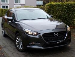 Grau Gebraucht 2018 Mazda 3 Center-Line Limousine | 11.840 € (Superpreis)