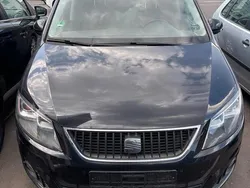 Schwarz Gebraucht 2011 Seat Alhambra Van / Kleinbus | 9.800 €