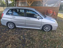 Silber Gebraucht 2005 Suzuki Liana Snow Limousine | 2.200 € (Teuer)