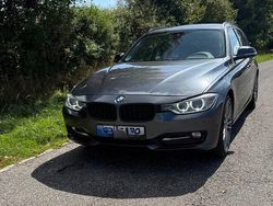 Grau Gebraucht 2012 BMW 320 Sport Line Kombi | 9.000 € (Etwas zu teuer)