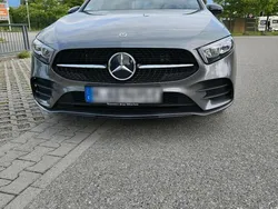 Grau Gebraucht 2021 Mercedes A250 Limousine | 26.000 €