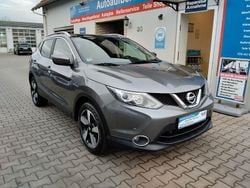 Grau Gebraucht 2017 Nissan Qashqai Acenta SUV | 9.999 € (Etwas zu teuer)