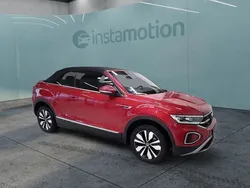 Rot Gebraucht 2024 VW T-Roc Cabriolet Style Cabrio | 31.140 € (Guter Preis)