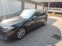 Schwarz Gebraucht 2016 BMW 520 Sport Line Kombi | 15.000 € (Fairer Preis)