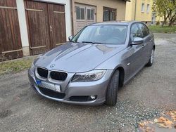 Grau Gebraucht 2008 BMW 318 Limousine | 6.990 €