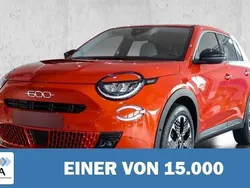 Orange metallic Gebraucht 2023 Fiat 600E La Prima | 30.290 € (Guter Preis)