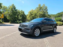 Grau Gebraucht 2018 VW T-Roc SUV | 19.000 € (Fairer Preis)
