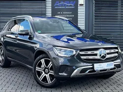 Grau Gebraucht 2022 Mercedes GLC220 AMG line SUV | 34.800 € (Etwas zu teuer)