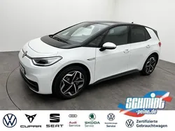 Gletscherweiss metallic (white), metallic Gebraucht 2023 VW ID.3 Pro Performance Kleinwagen | 32.400 € (Fairer Preis)