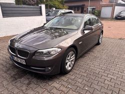 Braun Gebraucht 2013 BMW 520 Limousine | 12.600 € (Guter Preis)