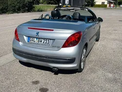 Silber Gebraucht 2007 Peugeot 207 CC Platinum Cabrio | 4.750 € (Fairer Preis)