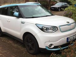 Weiß Gebraucht 2016 Kia Soul Comfort SUV | 4.900 € (Superpreis)