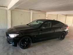 Schwarz Gebraucht 2015 BMW 320 Gran Turismo Sport Line Limousine | 16.350 € (Fairer Preis)