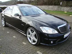 Schwarz metallic Gebraucht 2008 Mercedes S63 AMG AMG Limousine | 26.970 €