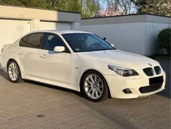 Weiß Gebraucht 2008 BMW 525 Sport Line Limousine | 14.490 €