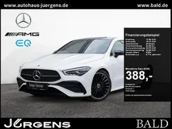 Weiss polarweiß Gebraucht 2024 Mercedes CLA200 AMG Coupé | 40.880 € (Teuer)