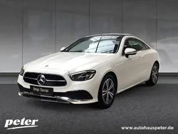 Polarweiß Gebraucht 2021 Mercedes E220 Avantgarde Coupé | 41.810 € (Fairer Preis)
