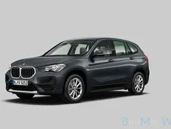 Grau Gebraucht 2022 BMW X1 SUV | 26.299 € (Guter Preis)