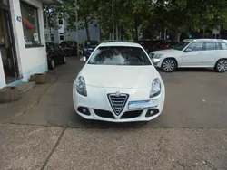 Gebraucht 2012 Alfa Romeo Giulietta Super Kleinwagen | 6.950 € (Etwas zu teuer)