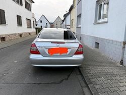 Silber Gebraucht 2008 Mercedes E200 Limousine | 4.750 € (Guter Preis)