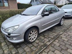 Silber Gebraucht 2004 Peugeot 206 CC Cabrio | 1.800 € (Fairer Preis)