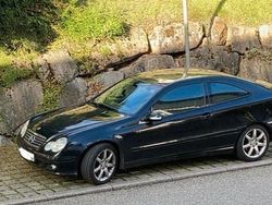 Schwarz Gebraucht 2004 Mercedes C180 Coupé | 1.500 € (Superpreis)