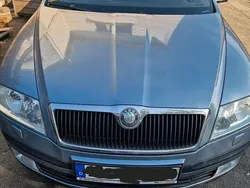 Grau Gebraucht 2005 Skoda Octavia Kombi | 1.500 € (Guter Preis)
