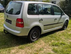 Silber Gebraucht 2003 VW Touran Basis Van / Kleinbus | 1.200 € (Guter Preis)
